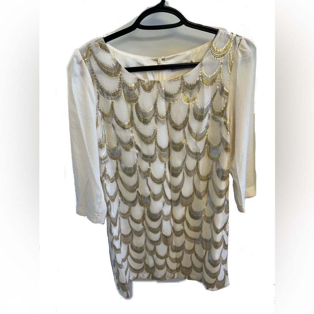Dainty Hooligan 3/4 Sleeve Gold Silver Cream White Metallic Scallop Shift Dress - Picture 2 of 7